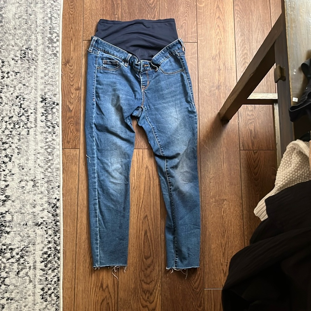 Old Navy full panel maternity denim with frayed edges